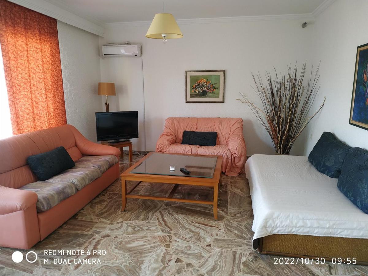 Avra Apartment Artemida  Exterior photo